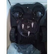 VÝPRODEJ BOSCH Indego M+ 700 Robotická sekačka 06008B0301 1X POUŽITO!!!