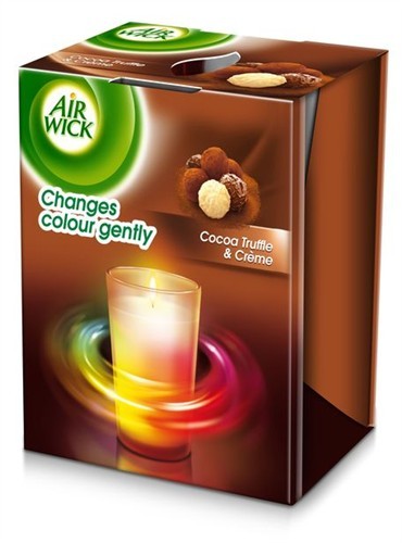 Air Wick svíčka Multicolor Čokoláda a Praskající oheň 155 g, 123562 Air Wick svíčka Multicolor Čokoláda a Praskající oheň 155 g, 123562