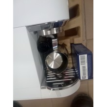 VÝPRODEJ DeLonghi Dedica Duo Pákový kávovar EC890.WI PO SERVISE, POUŽITO