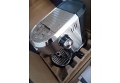 VÝPRODEJ DeLonghi Dedica Maestro Plus EC950.M pákový kávovar POUŽITO OPRAVA ČERPADLA