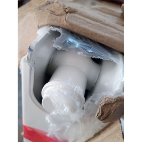 VÝPRODEJ Kermi ThermX2 LINE-K radiátor 12 559×605 mm PLK120550601N1K POŠKOZEN VÝPRODEJ Kermi ThermX2 LINE-K radiátor 12 559×605 mm PLK120550601N1K POŠKOZEN